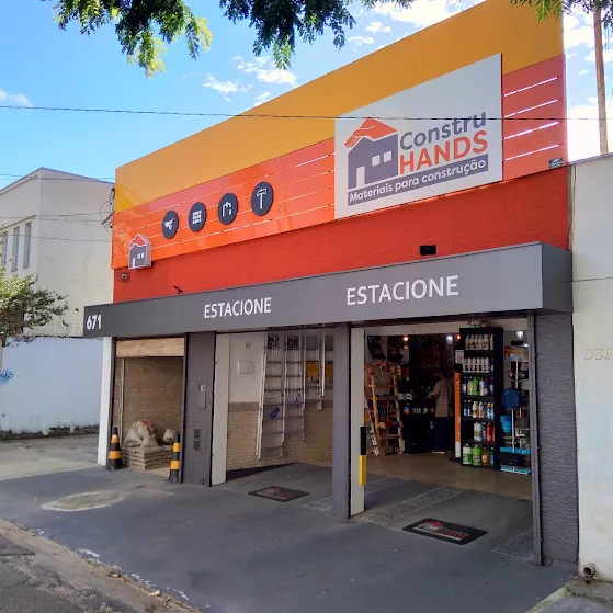 Fachada da unidade ConstruHands Chácara Santo Antônio / Cancioneiro, número 671